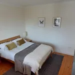 Bright Open Airy Living In Dublin 14 *