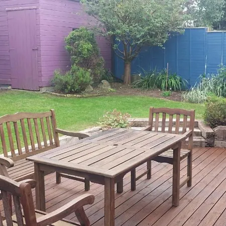 Дом отдыха Bright Open Airy Living In Dublin 14 Дандрум