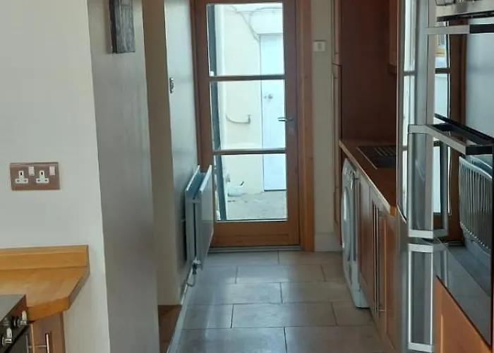 Bright Open Airy Living In Dublin 14 Nyaraló Dundrum